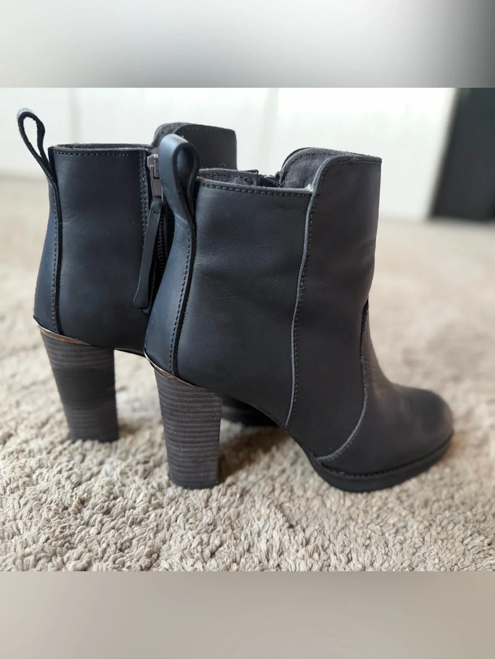 French Brand Loft Black Leather Ankle Boots Block Heel Side Zip Women US 8